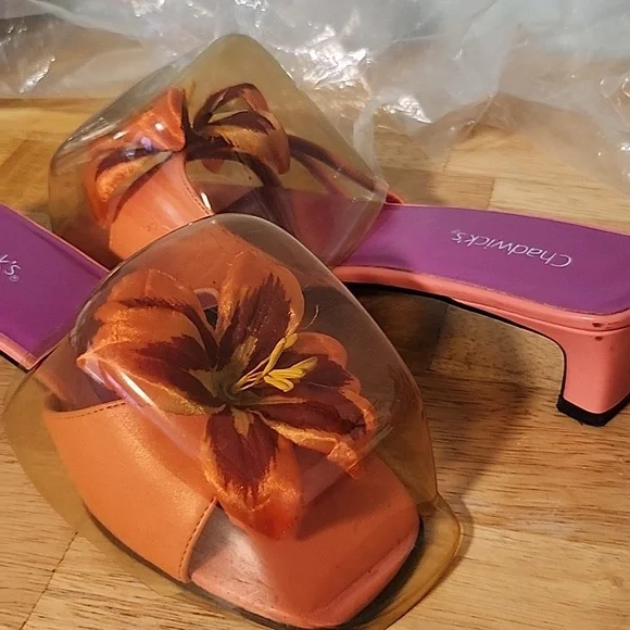 (2) New Condition Chadwicks Womens Size 7M Low Heels Slip Ins - Picture 5 of 5